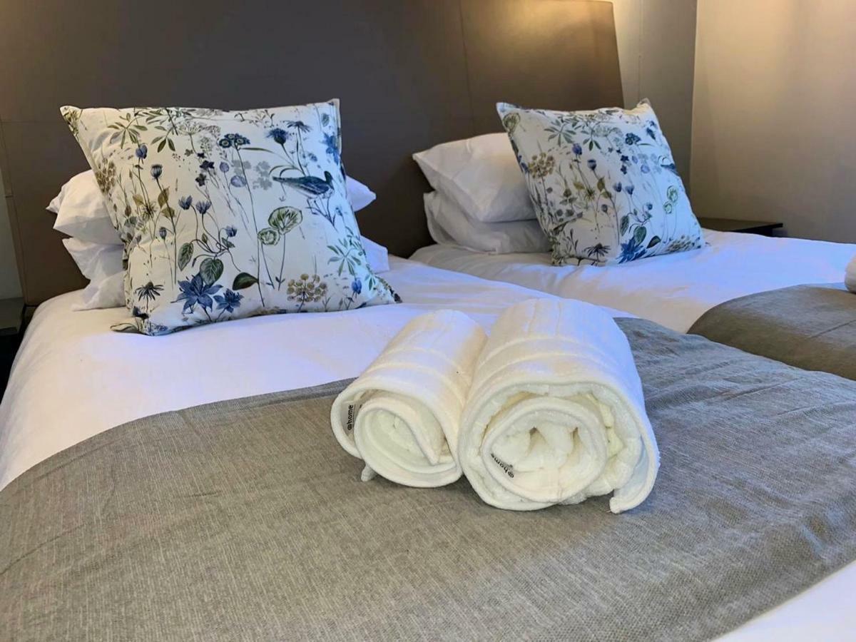 Oyster Lagoon Villa - Luxurious 2 Bed Apartment In Knysna Exterior foto